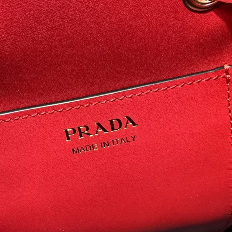 Pra*a bucket bags